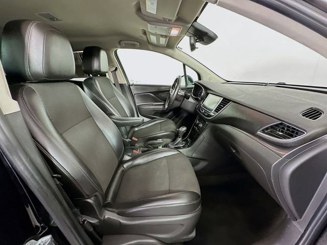 Used 2019 Buick Encore Sport Touring image 27