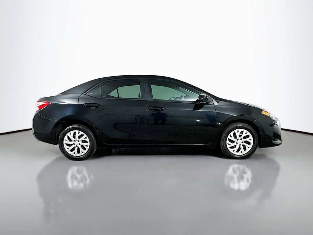 Used 2019 Toyota Corolla LE FWD image 9