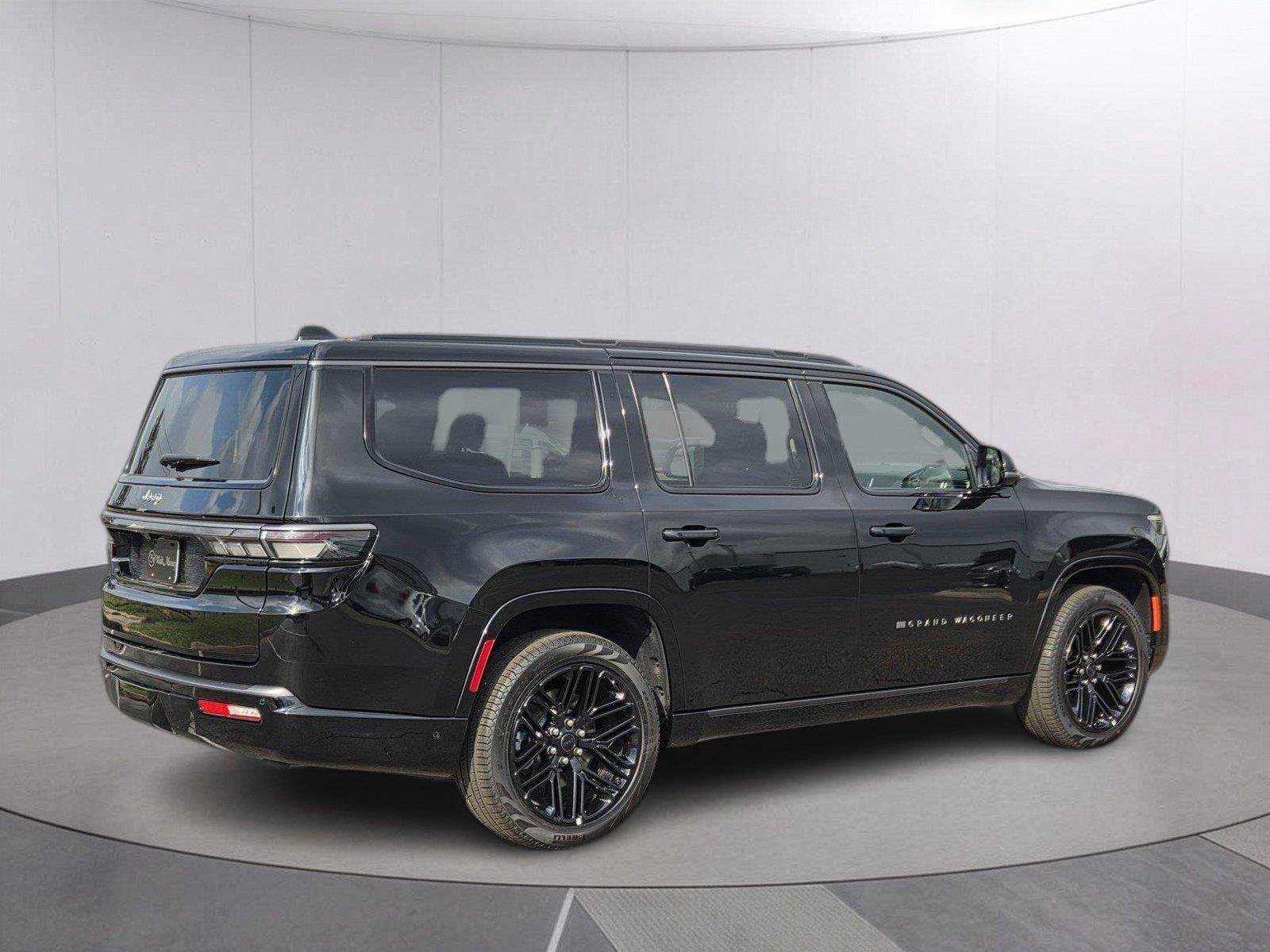 New 2026 Jeep Grand Wagoneer Limited AWD/4WD image 5