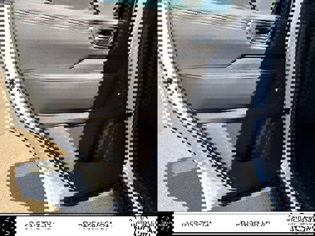 New 2026 Nissan Armada PRO-4X w/ Captain's Chari Seat Package image 27