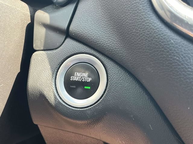 Used 2018 Chevrolet Equinox LT w/ Sun & Infotainment Package AWD/4WD image 34