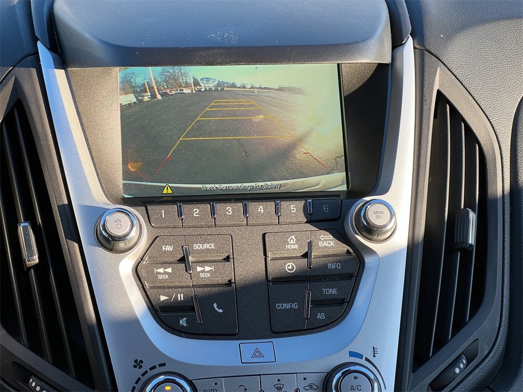 Used 2017 Chevrolet Equinox LT w/ Convenience Package image 25