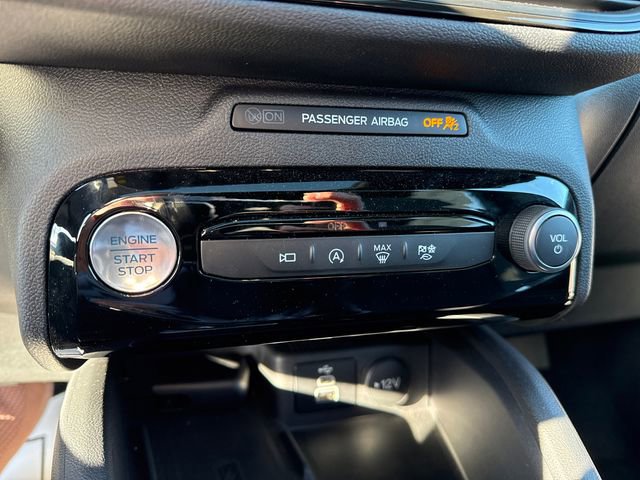 Used 2024 Ford Escape ST-Line Select w/ Tech Pack #2 image 32