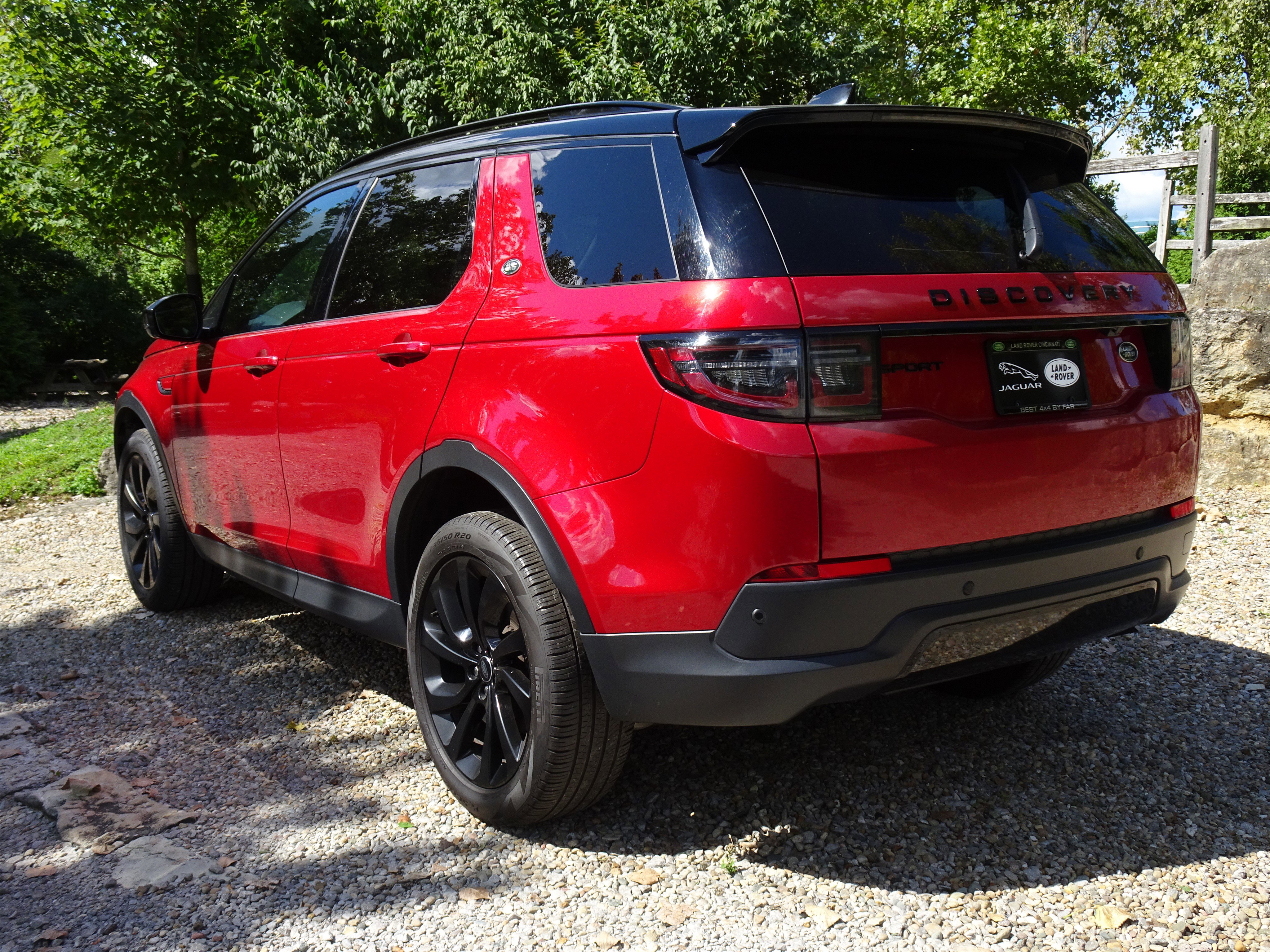 Used 2023 Land Rover Discovery Sport SE image 8