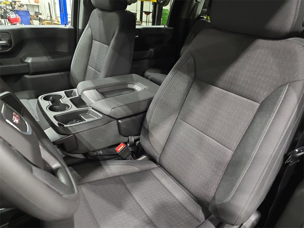 New 2026 GMC Sierra 2500 Pro w/ Convenience Package image 15