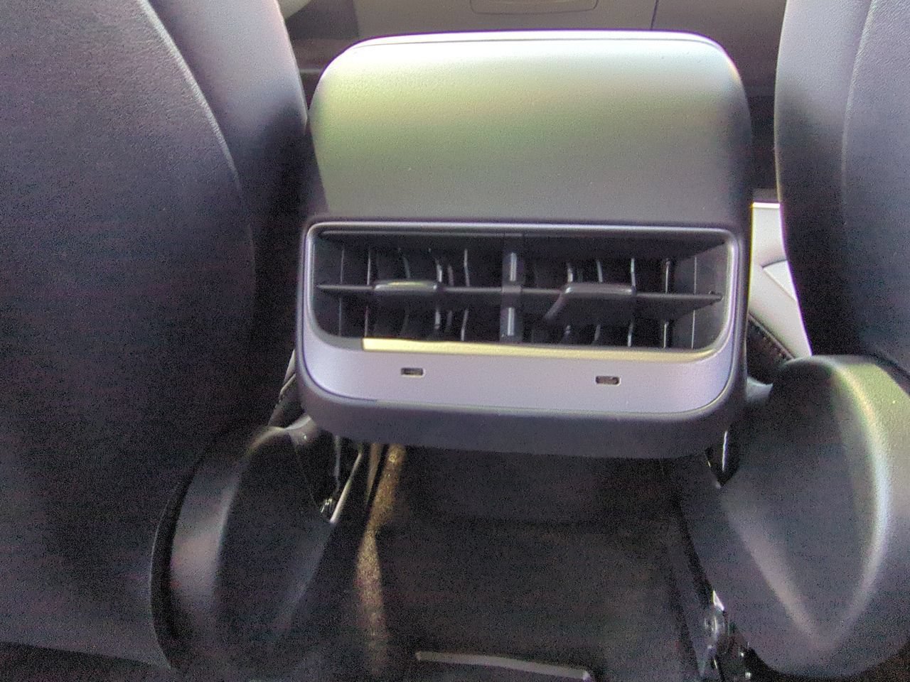 Used 2023 Tesla Model Y Long Range AWD/4WD image 21