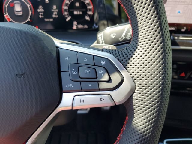 New 2026 Volkswagen GTI SE FWD image 27