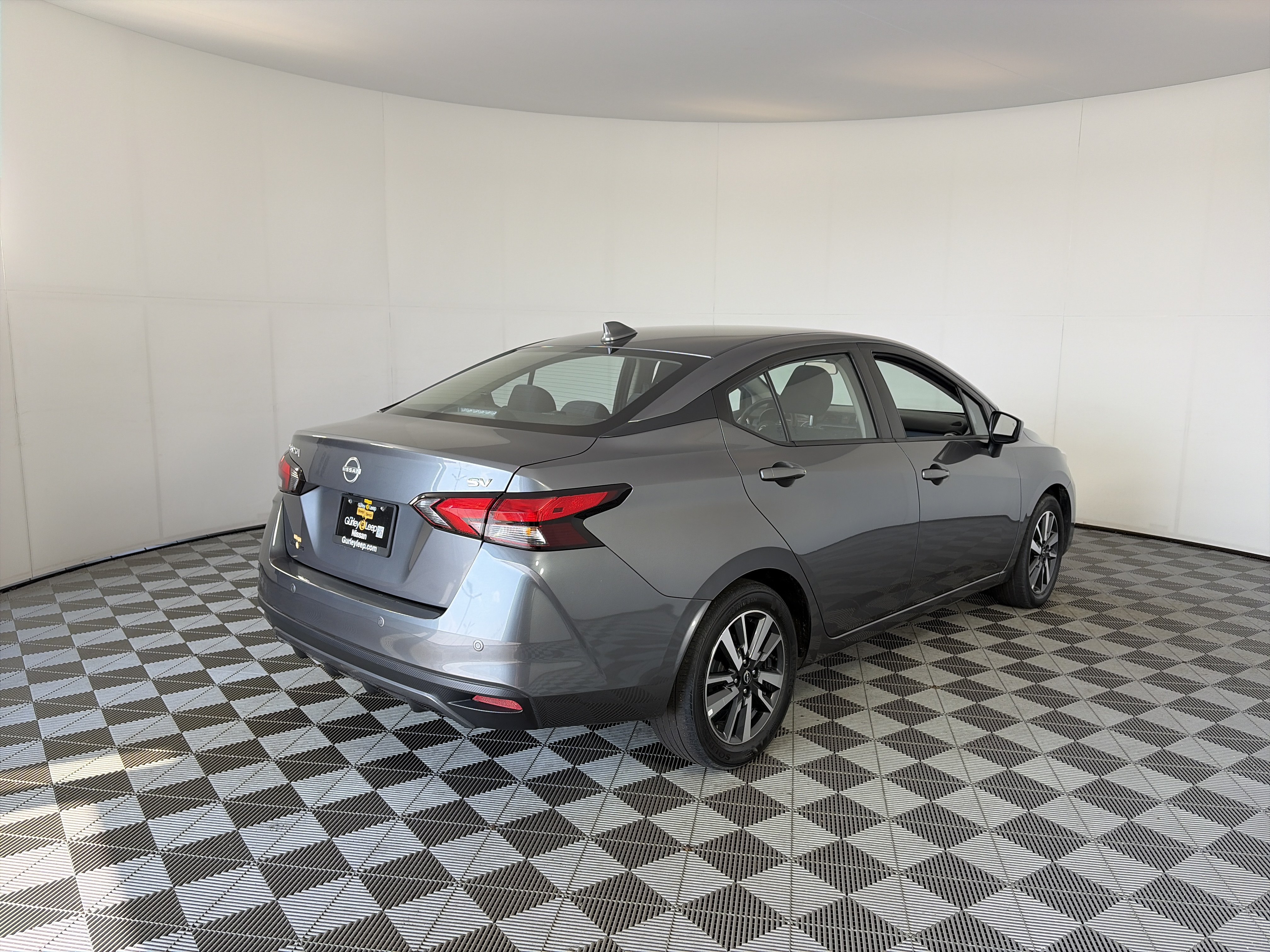 Used 2024 Nissan Versa SV FWD image 9