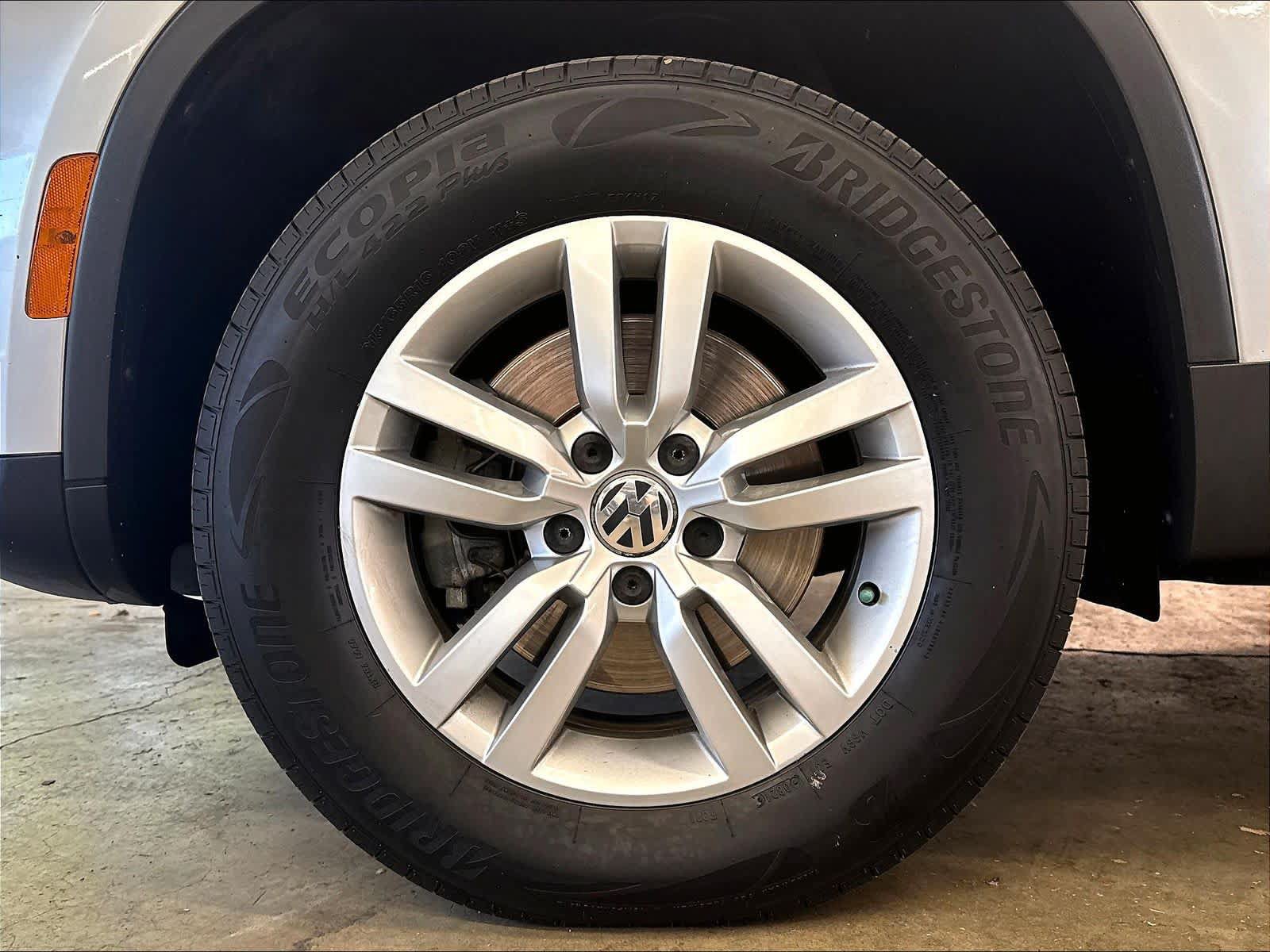 Used 2016 Volkswagen Tiguan S FWD image 36