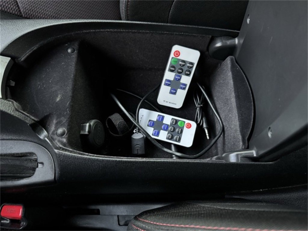 Used 2013 Nissan 370Z NISMO image 13