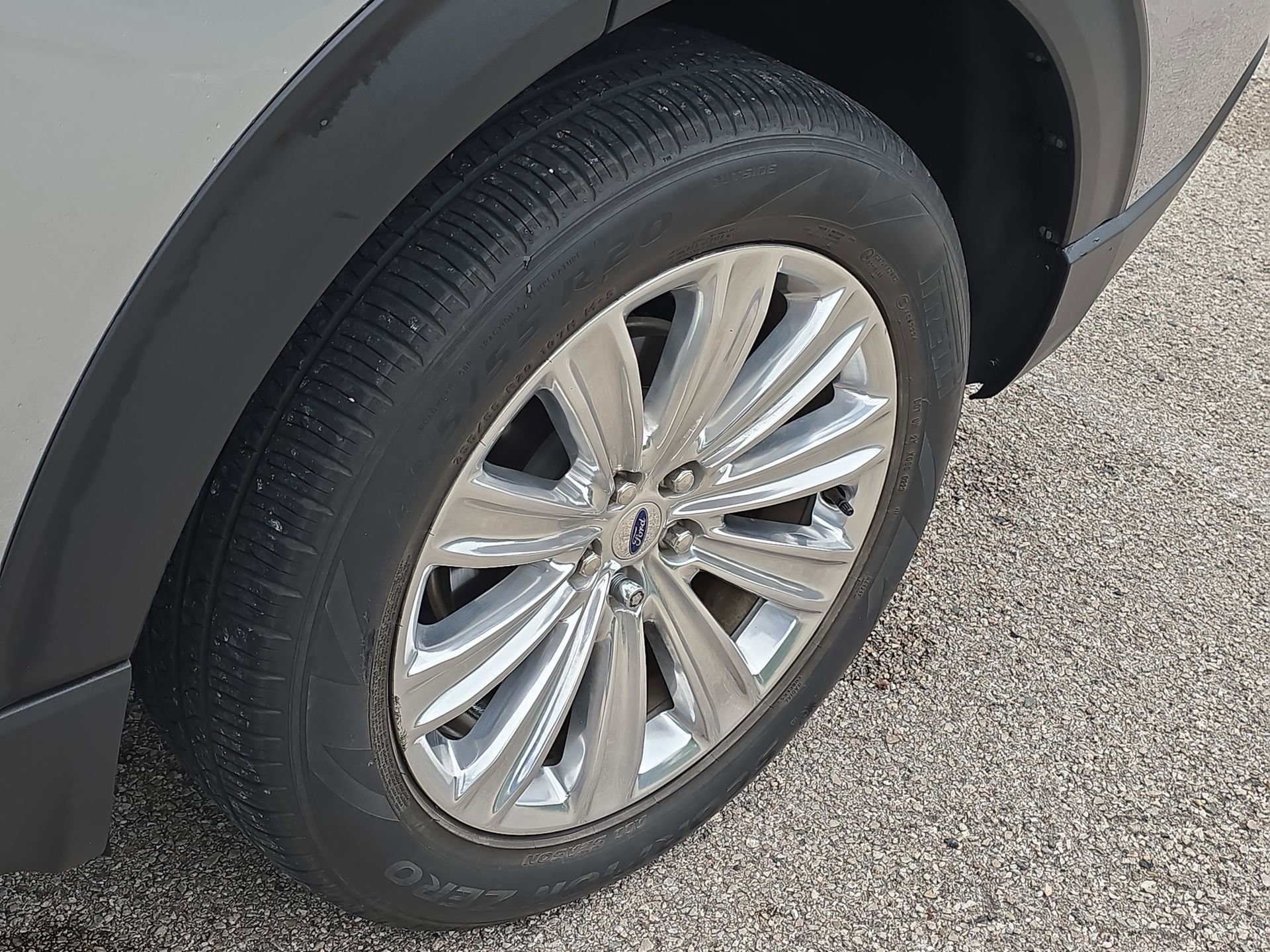Certified 2023 Ford Explorer Limited w/ Limited Technology Package RWD image 10