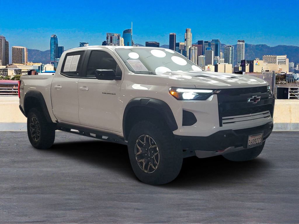 Used 2024 Chevrolet Colorado ZR2 w/ Safety Package AWD/4WD image 3