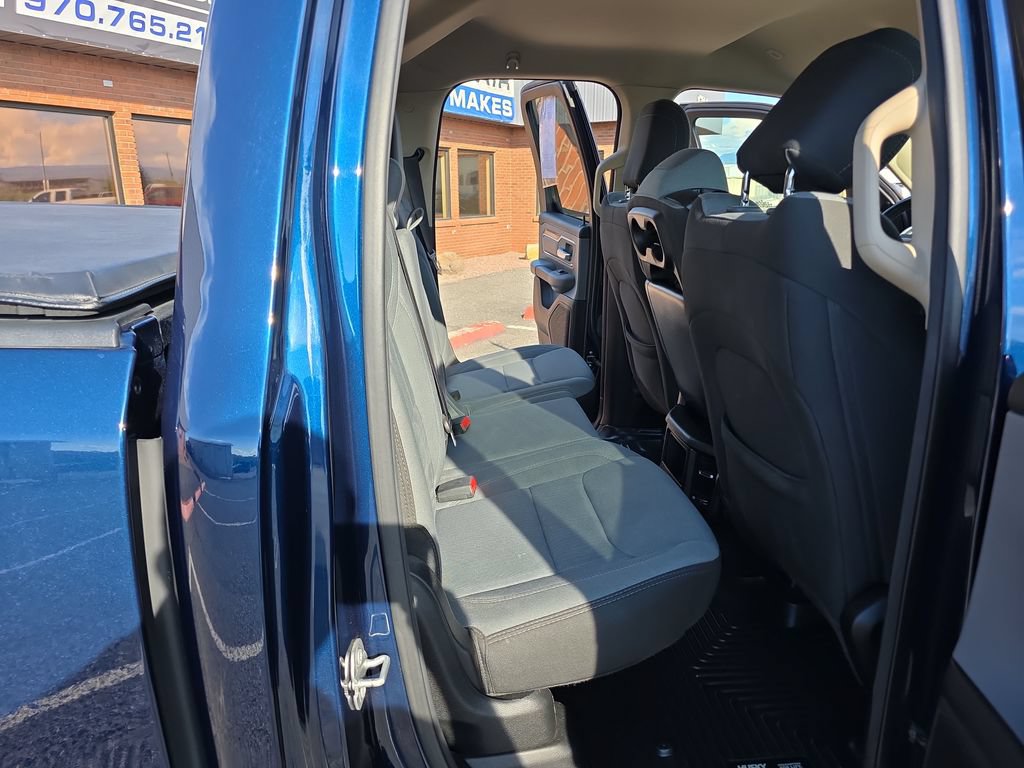 Used 2020 RAM 1500 Big Horn AWD/4WD image 32