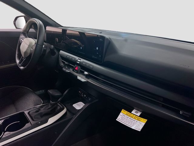 New 2025 Kia K4 GT-Line w/ GT-Line Sunroof Package image 30