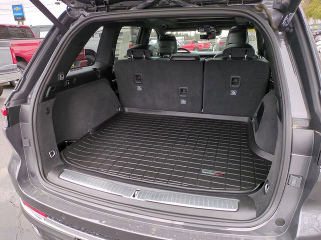 Certified 2022 Jeep Grand Cherokee Overland w/ Adv Protech Group III image 29