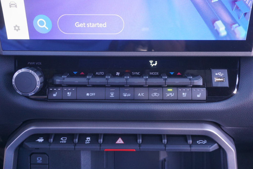 New 2026 Toyota Tundra Limited AWD/4WD image 16