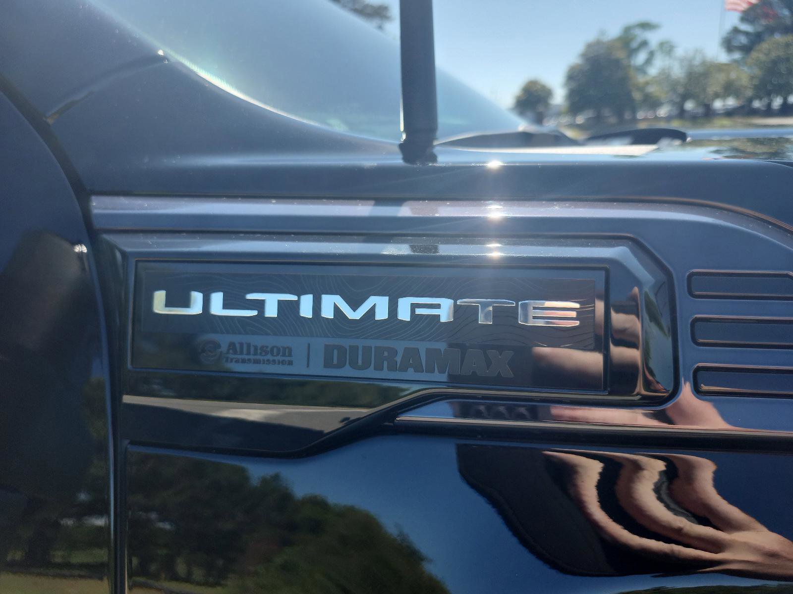 Used 2025 GMC Sierra 2500 Denali Ultimate AWD/4WD image 9