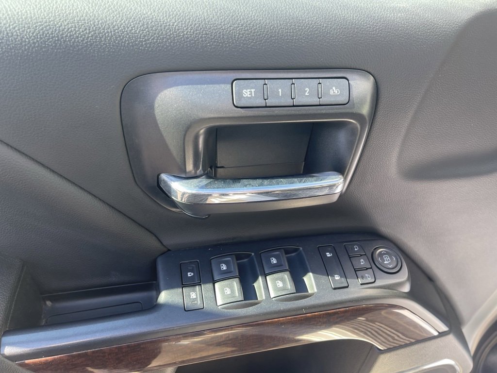 Used 2019 GMC Sierra 3500 SLT w/ Duramax Plus Package image 11