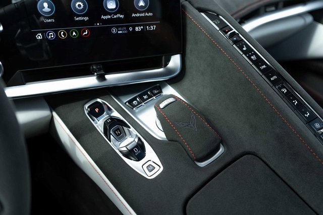 Used 2023 Chevrolet Corvette Stingray Premium Cpe w/ Z51 Performance Package image 18