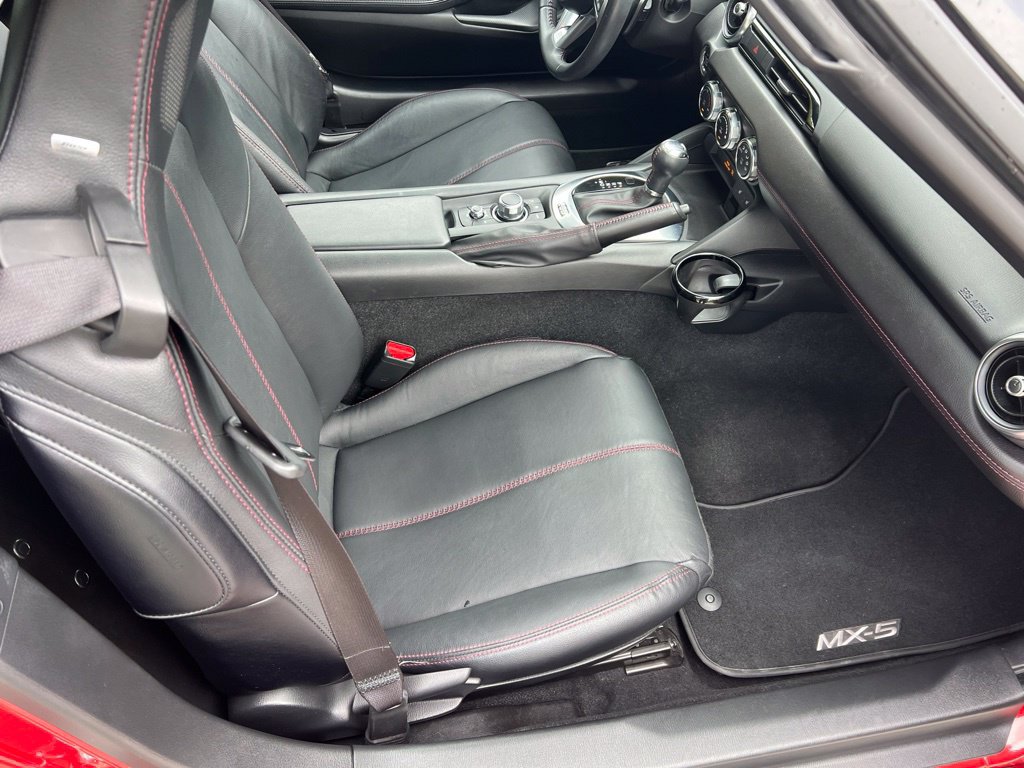 Used 2019 MAZDA MX-5 Miata Grand Touring RWD image 15