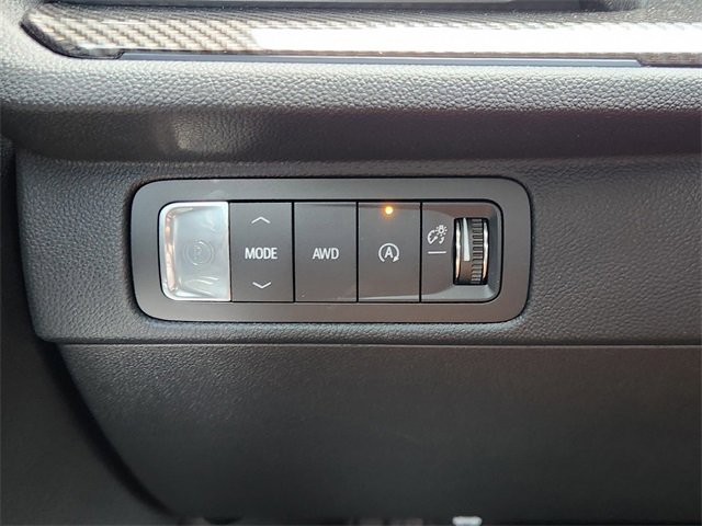 Used 2026 Chevrolet Traverse High Country w/ LPO, Floor Liner Package AWD/4WD image 25