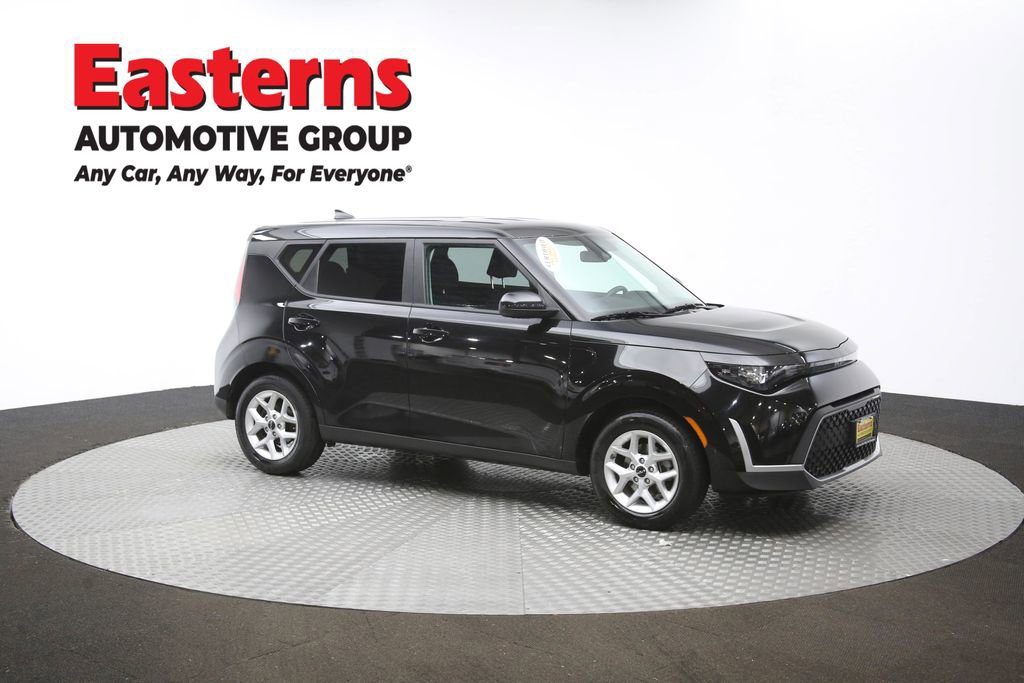 Used 2025 Kia Soul LX w/ LX Technology Package image 47