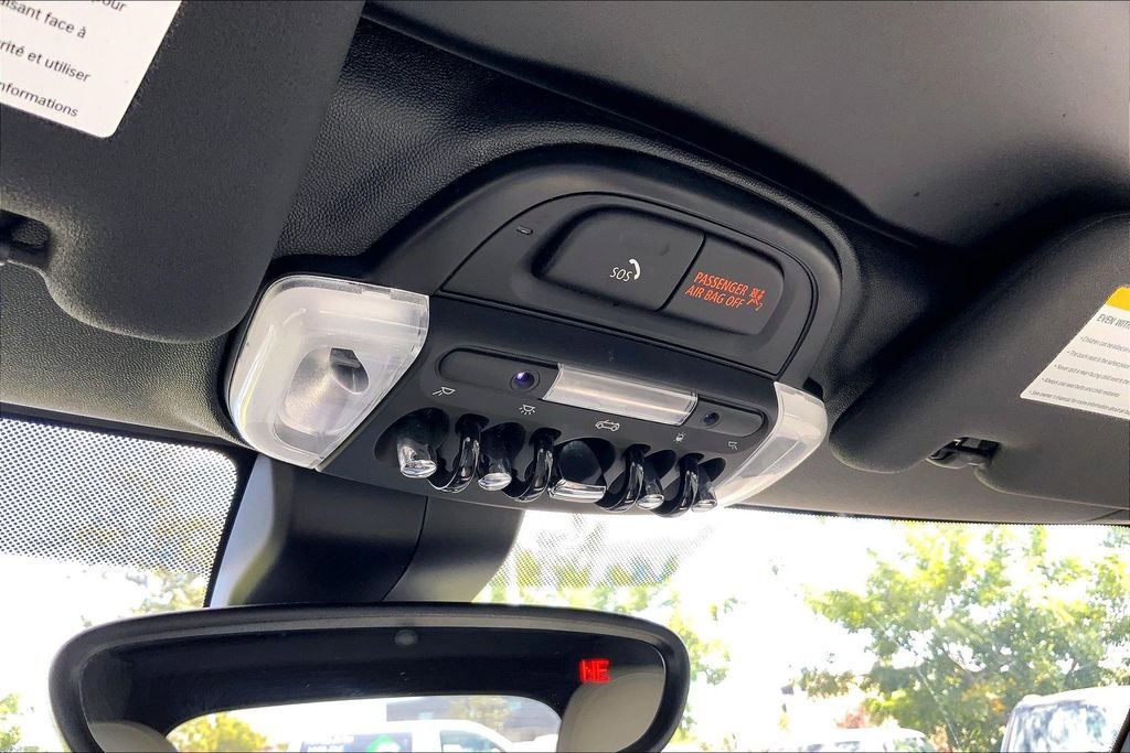 Used 2022 MINI Cooper S image 32