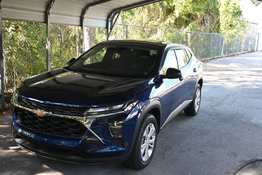 Certified 2024 Chevrolet Trax LS FWD image 3