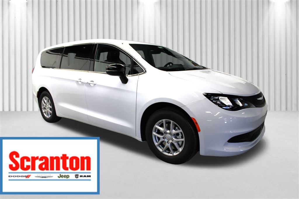 New 2026 Chrysler Voyager LX