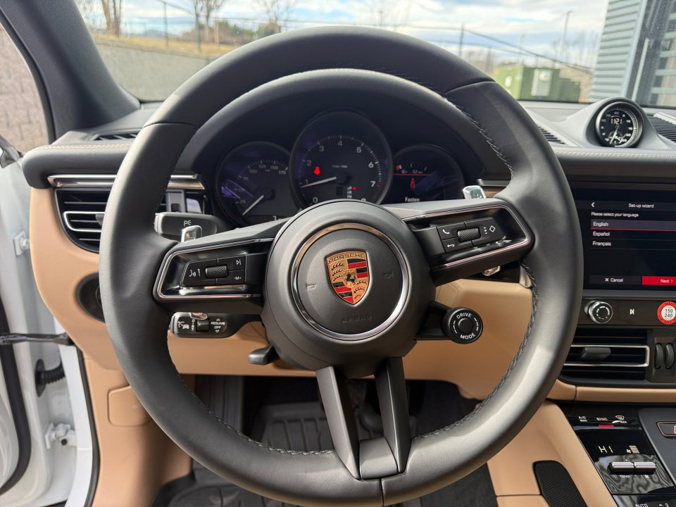 New 2026 Porsche Macan Turbo image 15