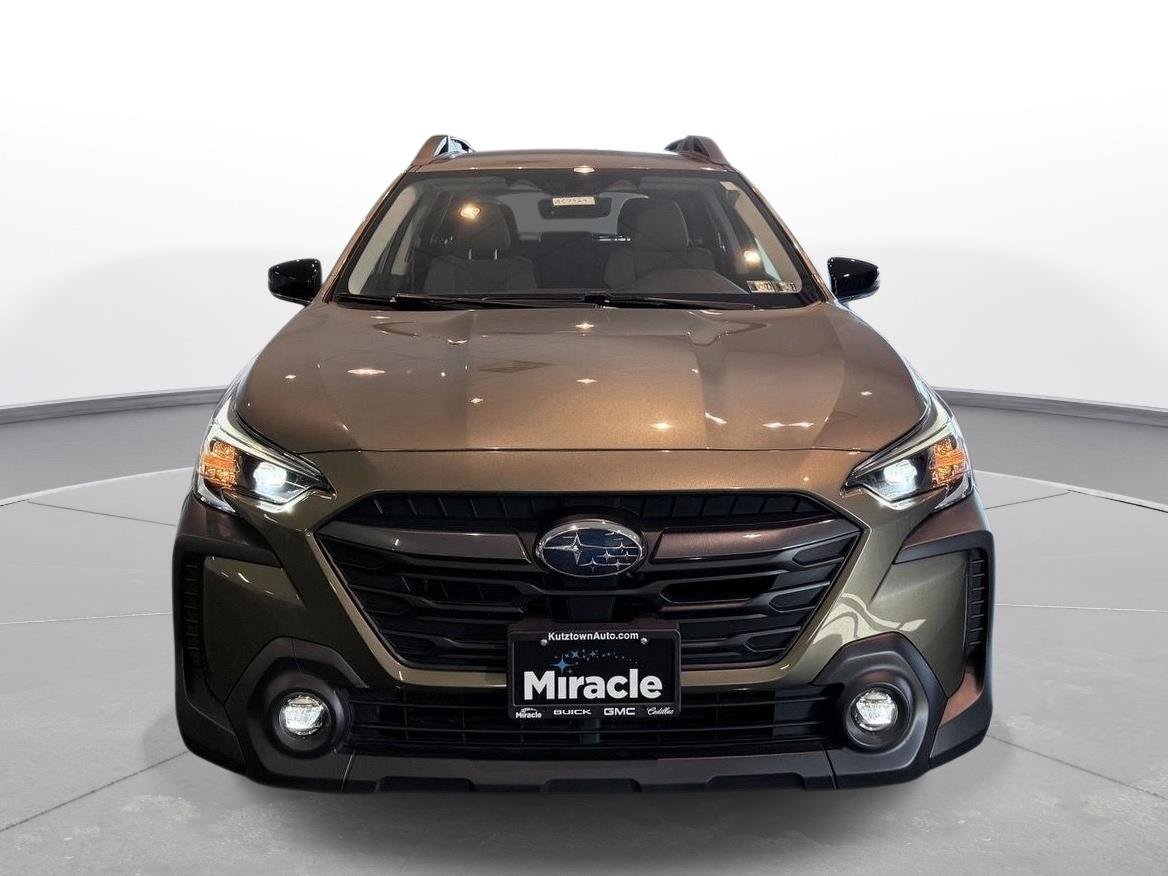 Used 2025 Subaru Outback Premium AWD/4WD image 15