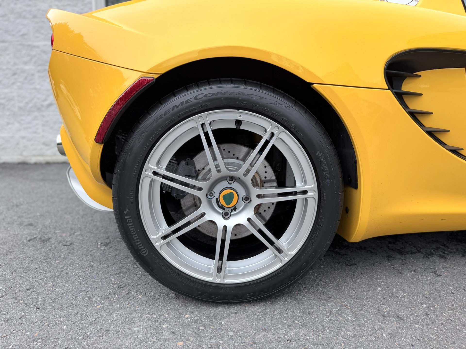 Used 2006 Lotus Elise RWD image 36