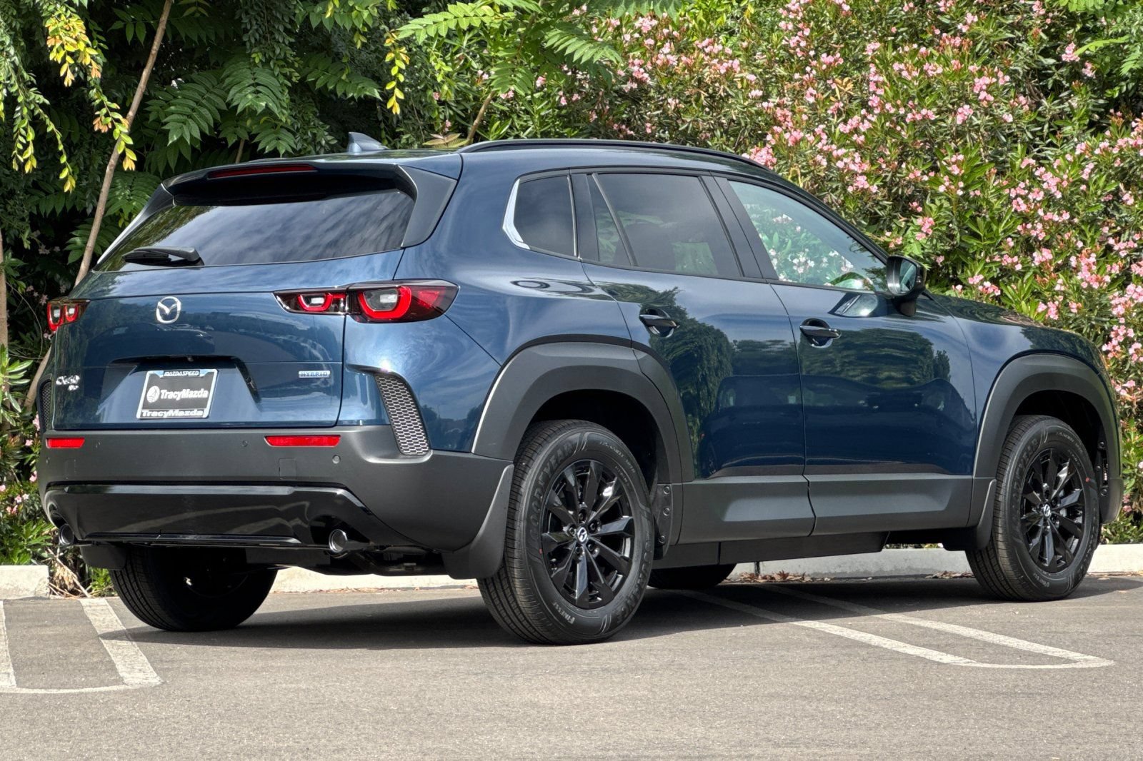 New 2026 MAZDA CX-50 AWD 2.5 Hybrid w/ Cargo Package image 4