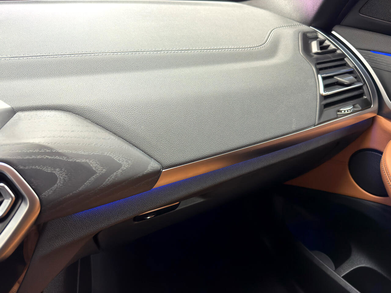 Used 2022 BMW X3 xDrive30i w/ M Sport Package 2 image 25