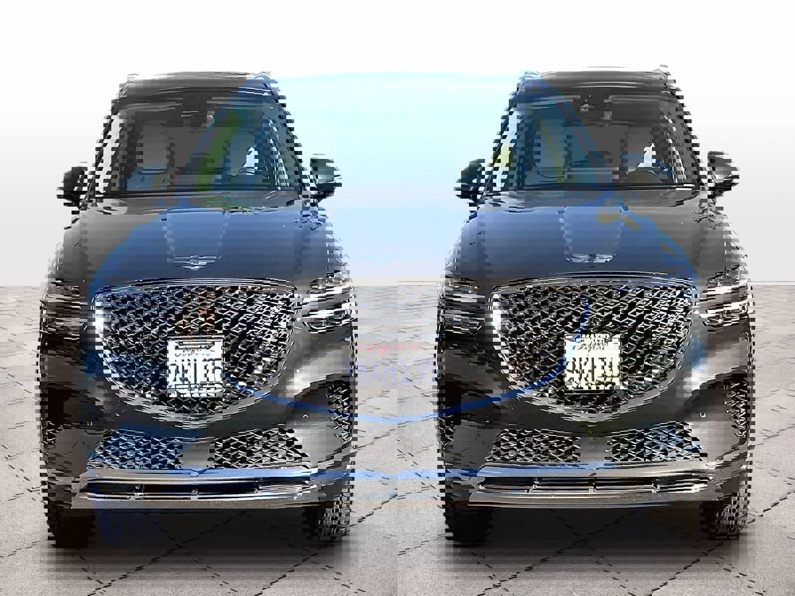 Used 2025 Genesis GV70 2.5T w/ Advanced Package image 3