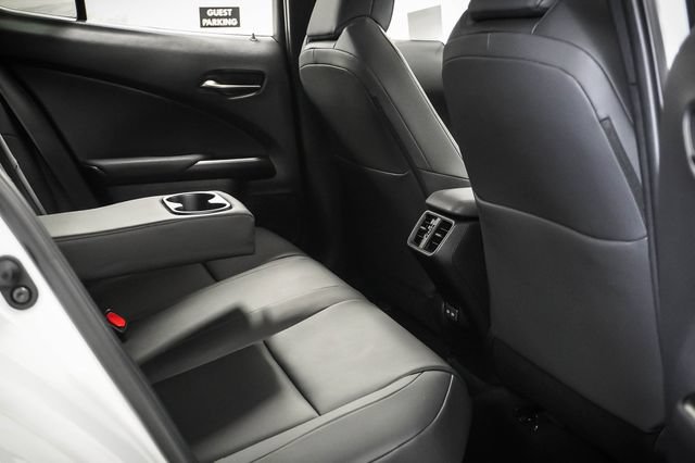 Certified 2025 Lexus UX 300h FWD w/ Accessory Package (Z2) image 23
