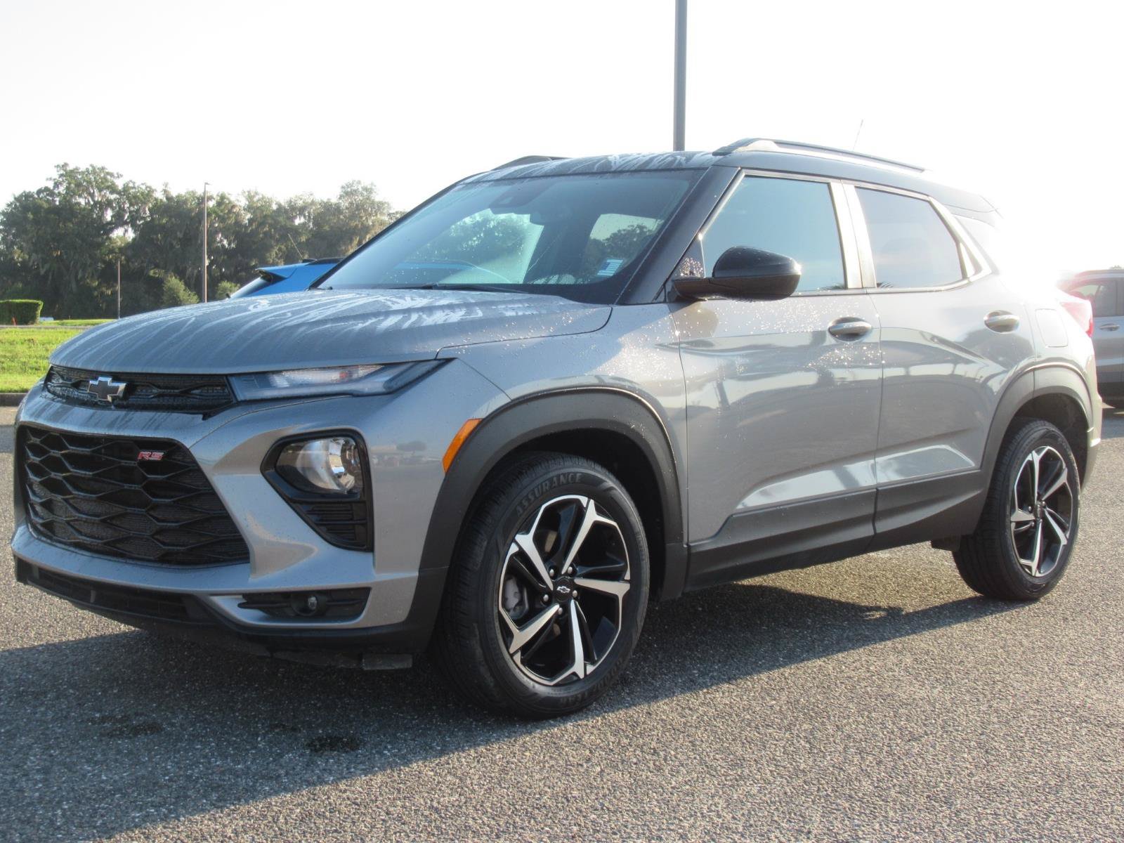 Used 2023 Chevrolet TrailBlazer RS w/ Convenience Package FWD image 3
