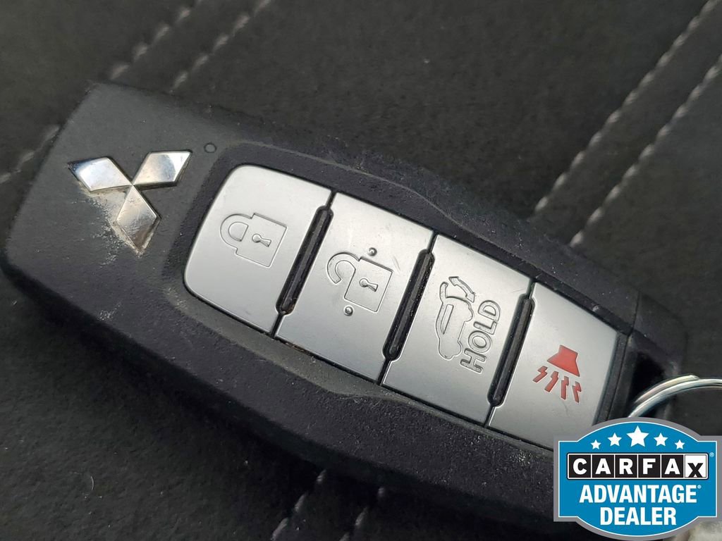 Used 2024 Mitsubishi Outlander SE image 40