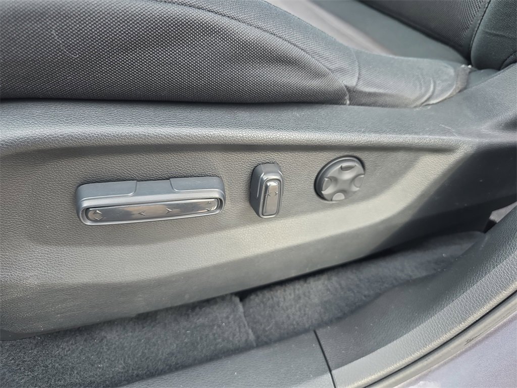 Used 2019 Honda CR-V EX image 29