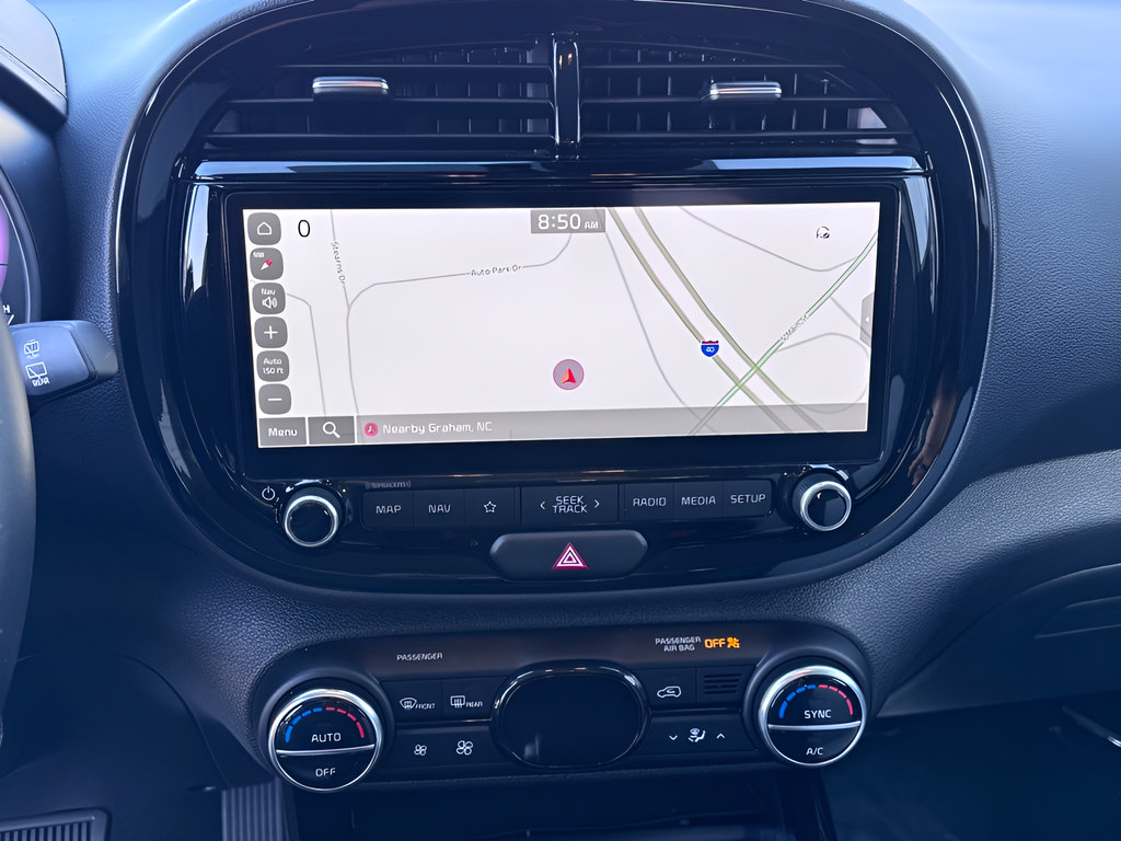 Used 2024 Kia Soul GT-Line FWD image 7