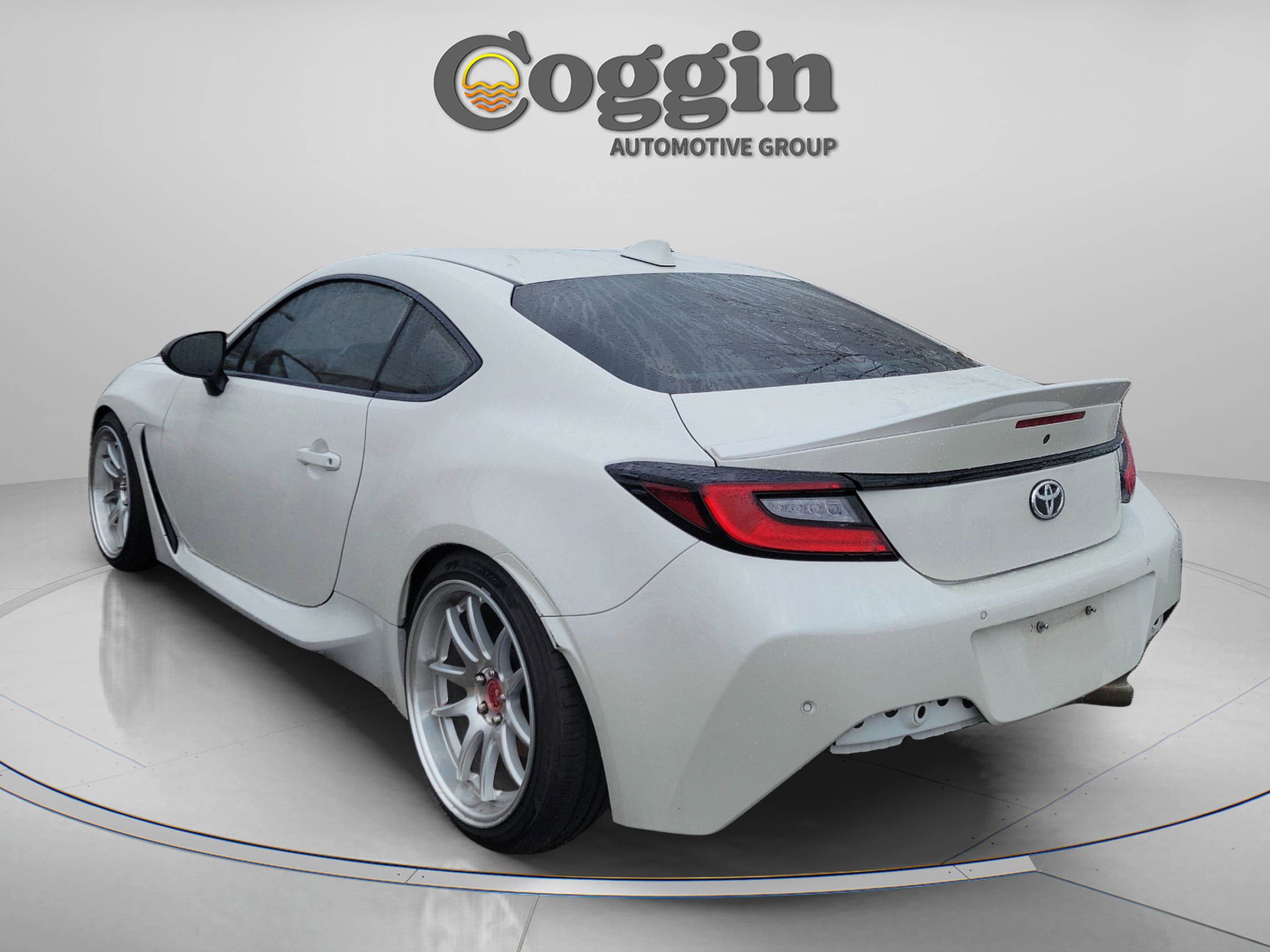 Used 2022 Toyota GR86 Premium image 5