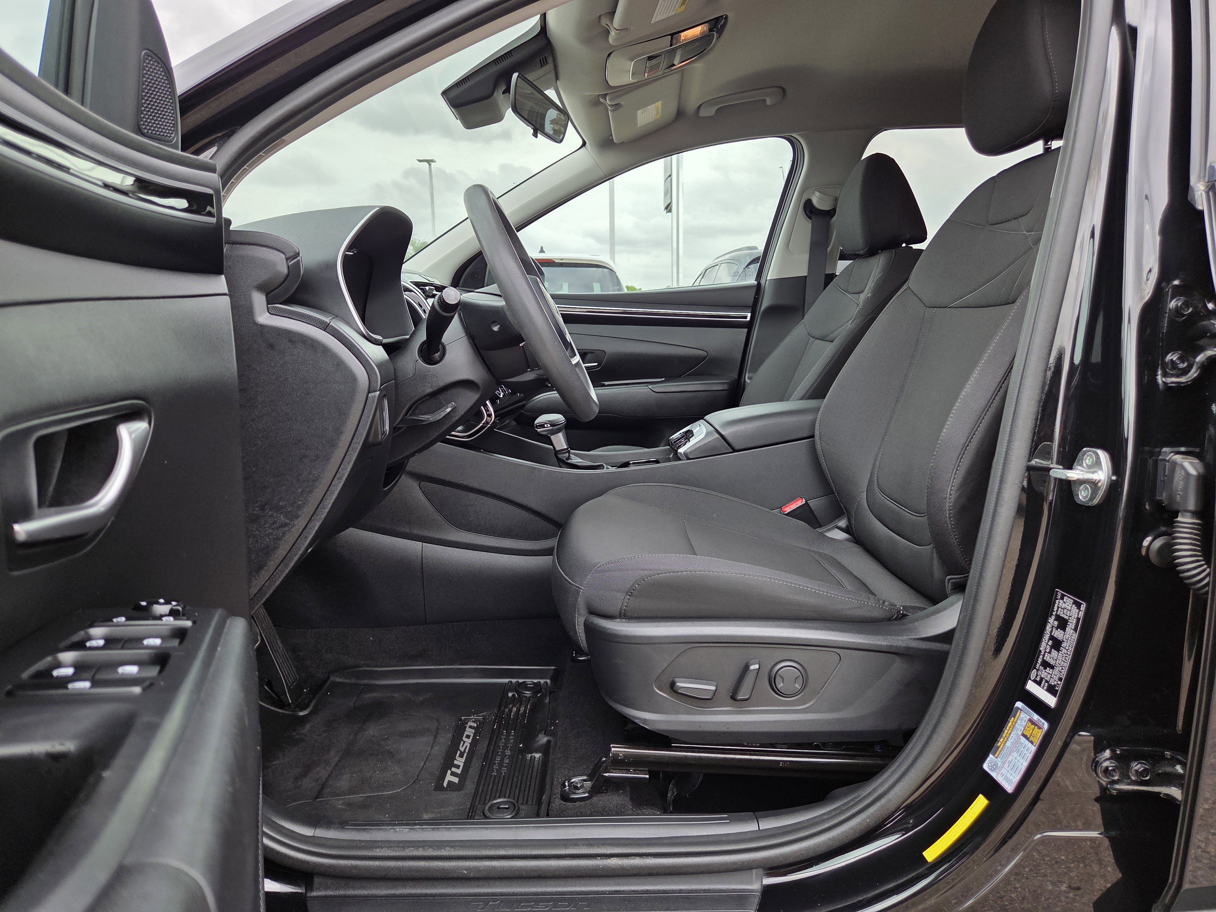 Used 2022 Hyundai Tucson SEL w/ Cargo Package FWD image 12