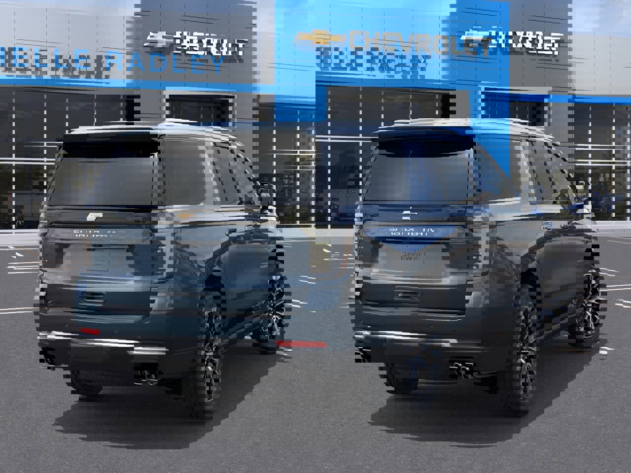 New 2026 Chevrolet Suburban High Country AWD/4WD image 4