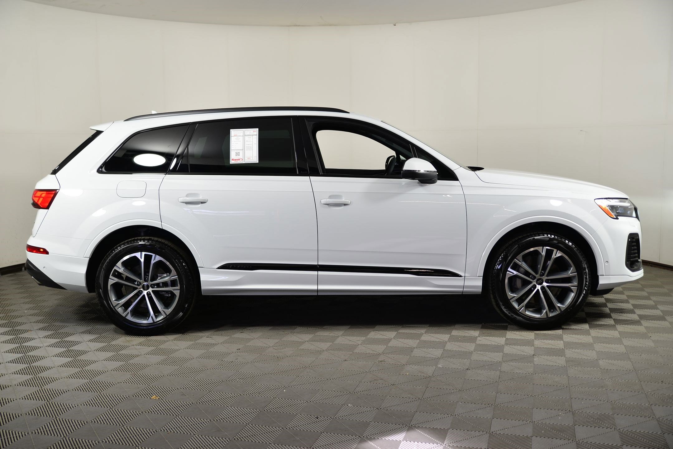 New 2026 Audi Q7 2.0T Premium image 7