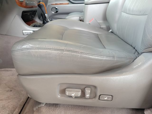Used 2006 Lexus LX 470 4WD image 21