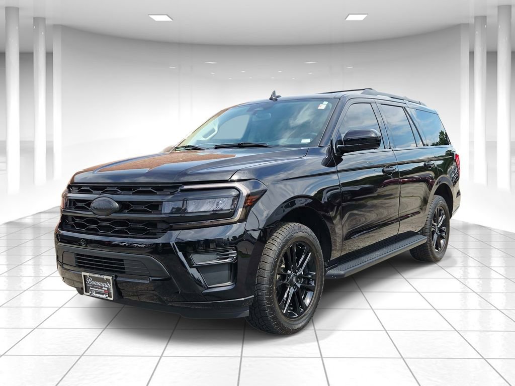 Used 2024 Ford Expedition XLT AWD/4WD image 7