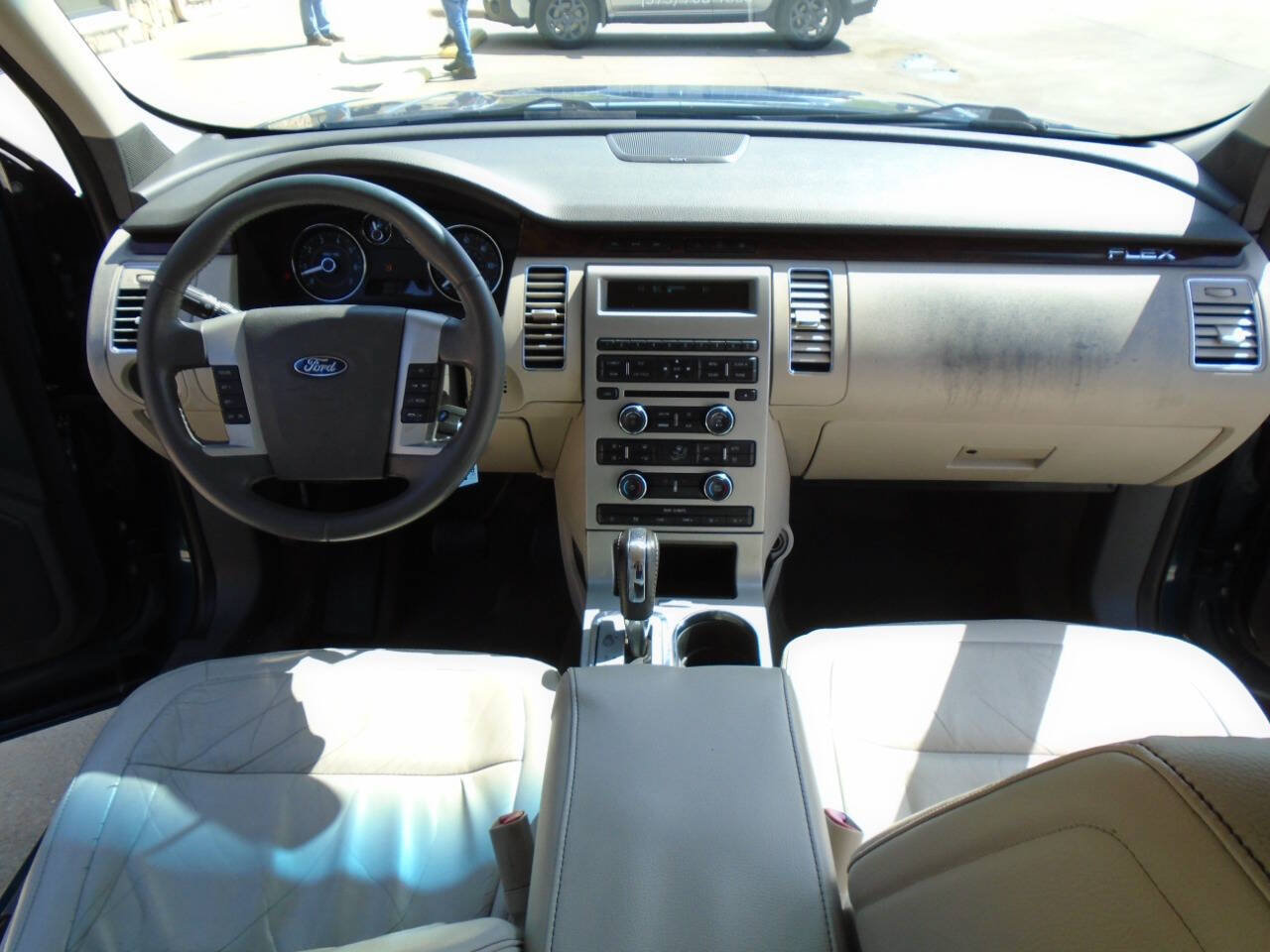 Used 2011 Ford Flex SEL w/ Rapid Spec Order Code FWD image 15