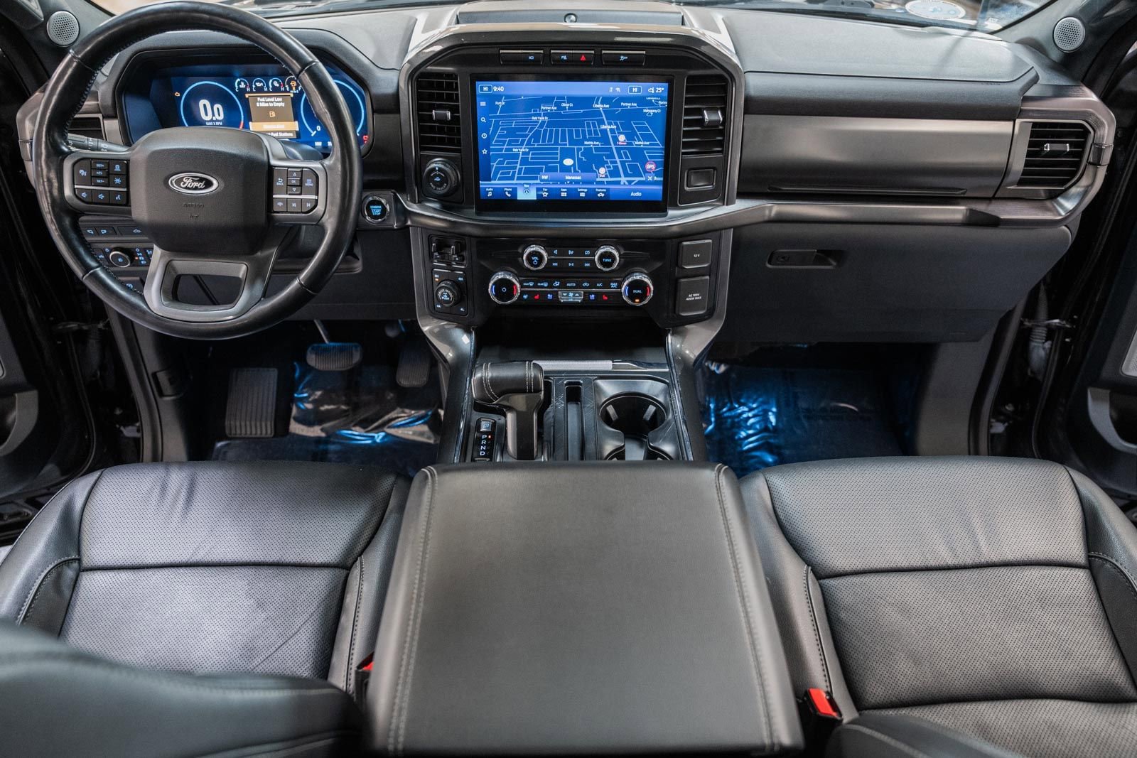 Certified 2022 Ford F150 Lariat w/ Equipment Group 502A High image 27