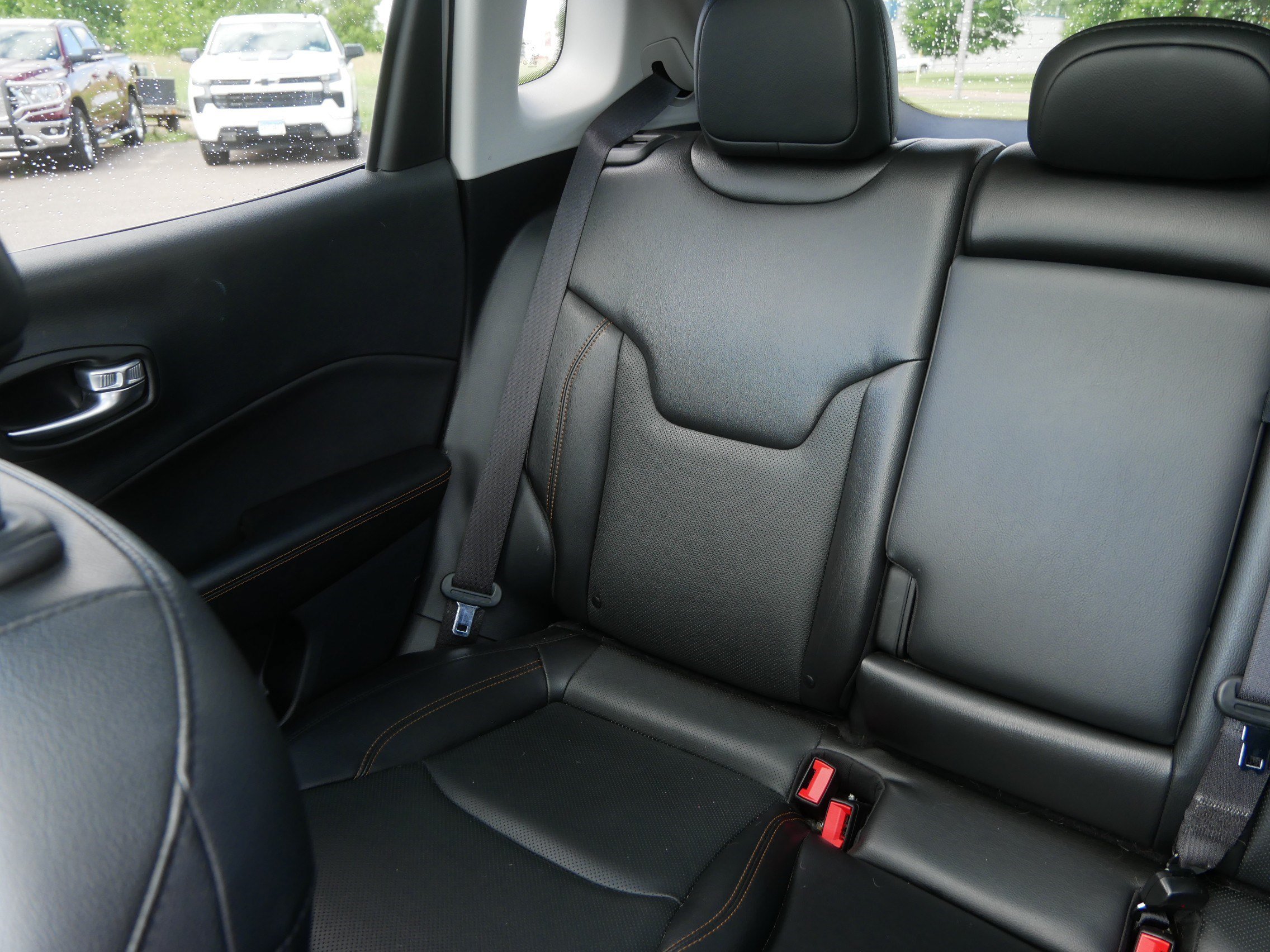 Used 2021 Jeep Compass Limited w/ Sun and Sound Group AWD/4WD image 12