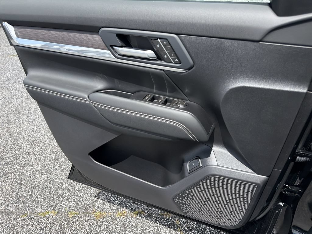 New 2026 GMC Terrain Denali AWD/4WD image 14